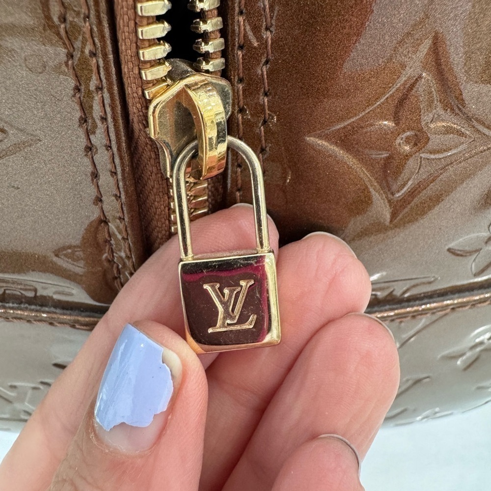 Louis Vuitton Thompson Square Monogram Vernis patent leather large VINTAGE bag - Picture 6 of 10